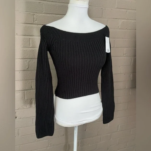 H&M NWT black cropped off shoulder sweater XS - Picture 3 of 15